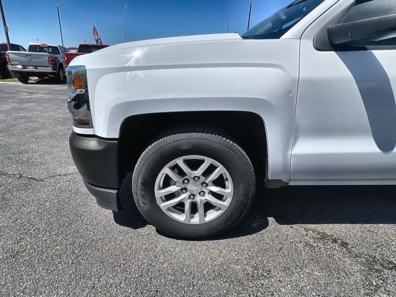 Chevrolet Silverado 1500 2018 price $18,000