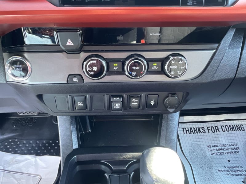 Toyota Tacoma 2018 price $36,000