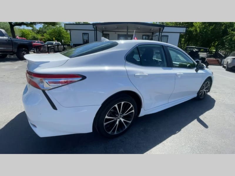 Toyota Camry 2020 price $26,000