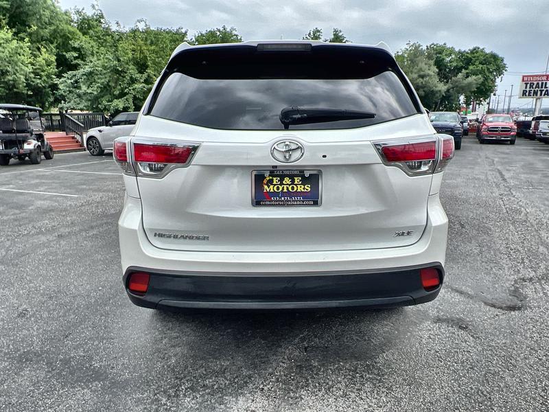 Toyota Highlander 2016 price $19,500