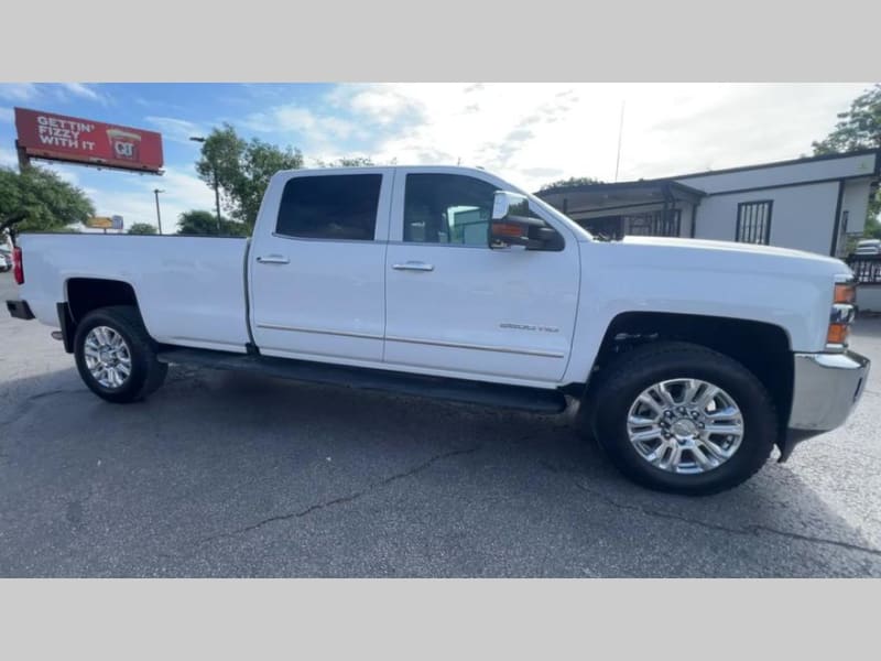 Chevrolet Silverado 2500HD 2018 price $39,000