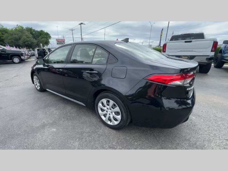 Toyota Corolla 2021 price $23,000