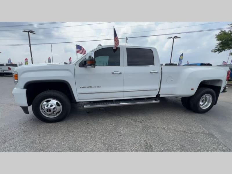 GMC Sierra 3500HD 2018 price $54,000