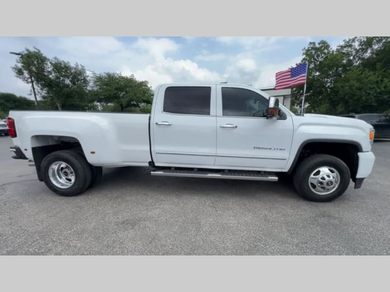 GMC Sierra 3500HD 2018 price $54,000