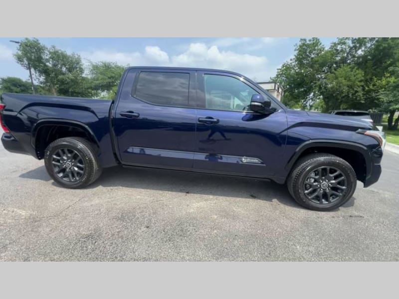 Toyota Tundra 4WD 2023 price $68,000