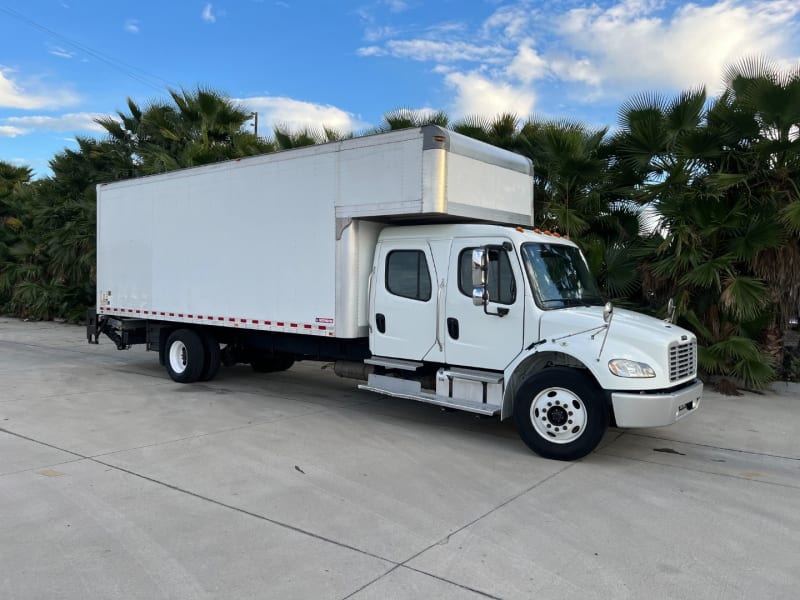 Freightliner M2 Crew Cab Box Truck 24ft 2016 price $63,750