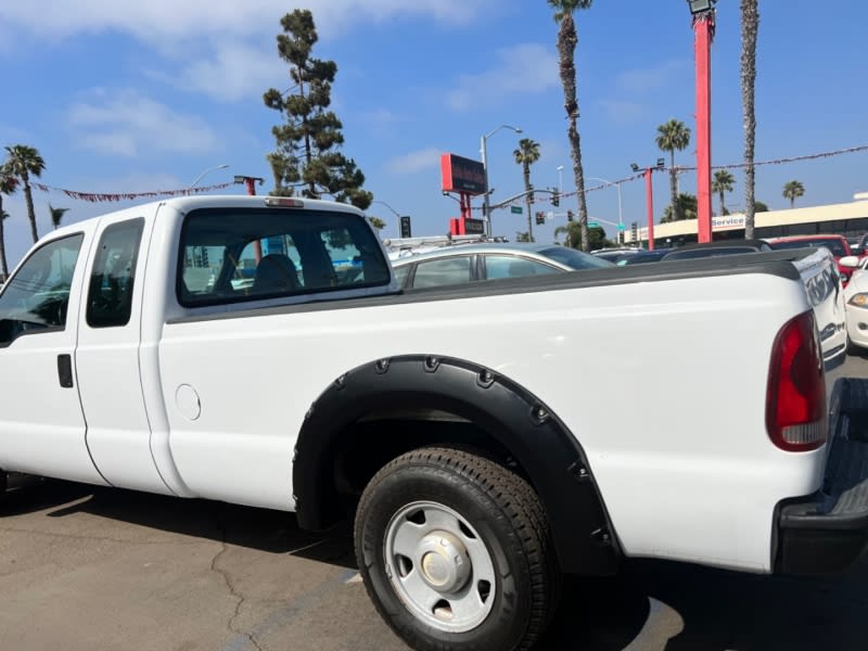 FORD F250 2006 price $15,988