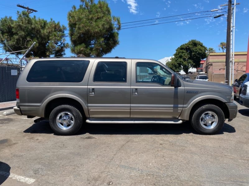 FORD EXCURSION 2005 price $15,988