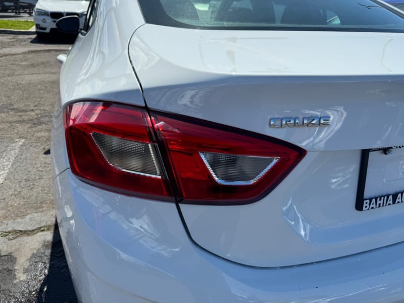 CHEVROLET CRUZE 2018 price $11,988