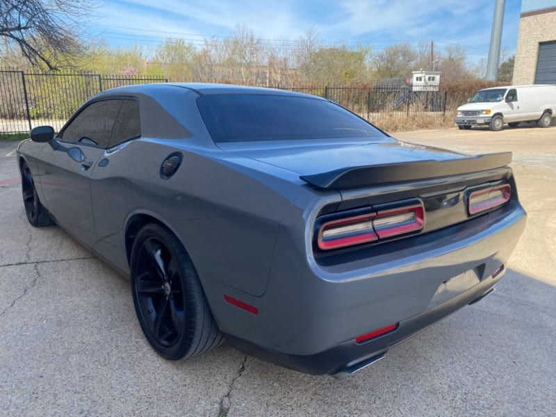 Dodge Challenger 2017 price $19,990