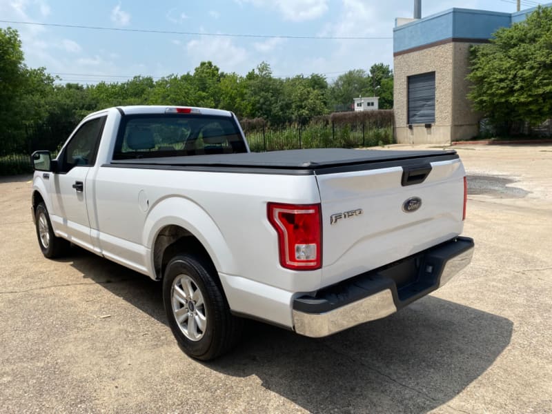 Ford F-150 2017 price $10,990