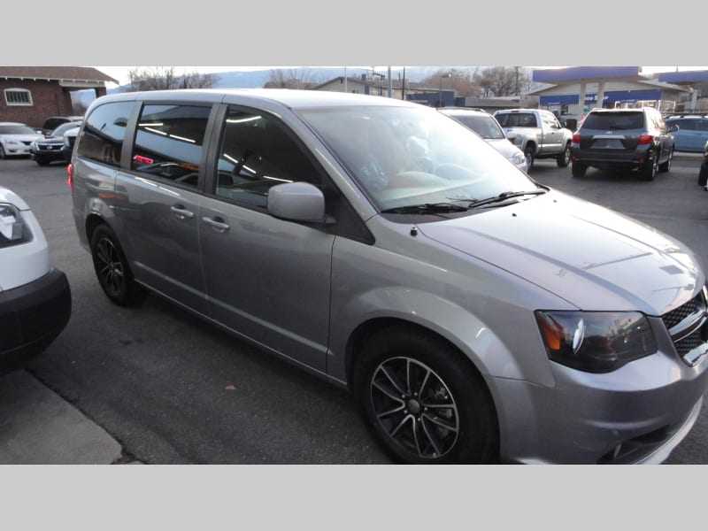 Dodge Grand Caravan 2018 price $8,950