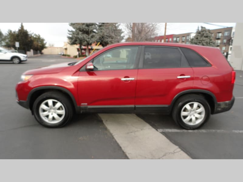 Kia Sorento 2011 price $5,950