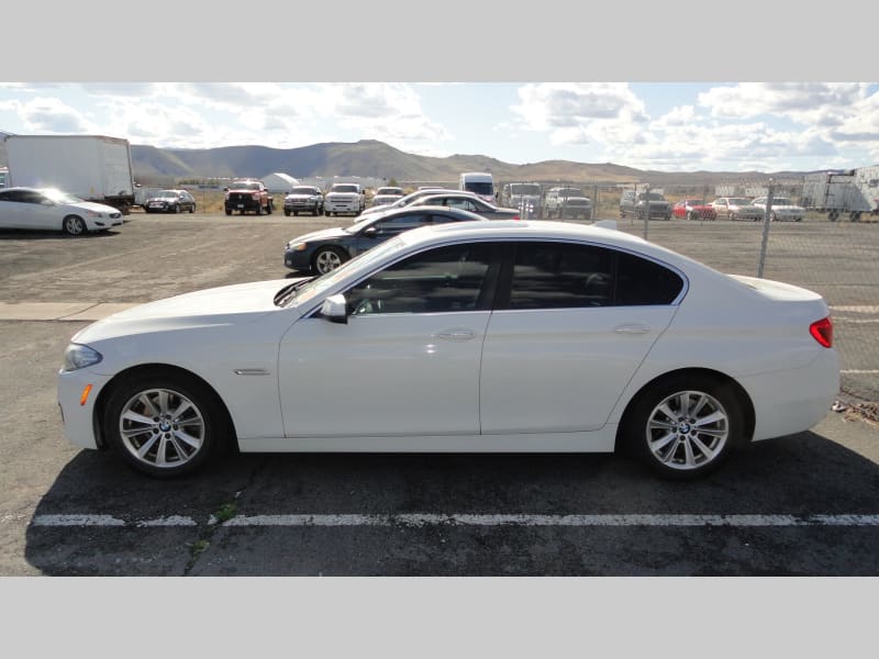 BMW 5-Series 2015 price $12,950