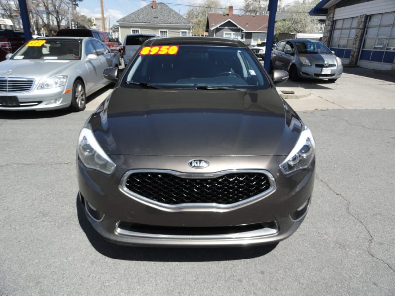 Kia Cadenza 2015 price $8,950