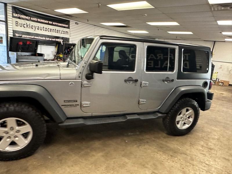 JEEP WRANGLER UNLIMI 2015 price $15,999