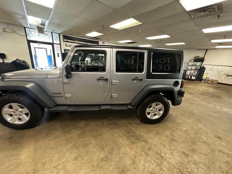 JEEP WRANGLER UNLIMI 2015 price $15,999