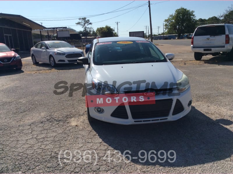 Ford Focus 2014 price 1800down