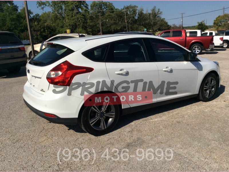 Ford Focus 2014 price 1800down