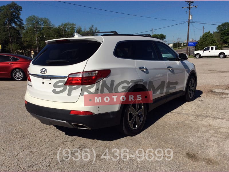 Hyundai Santa Fe 2013 price 1800down