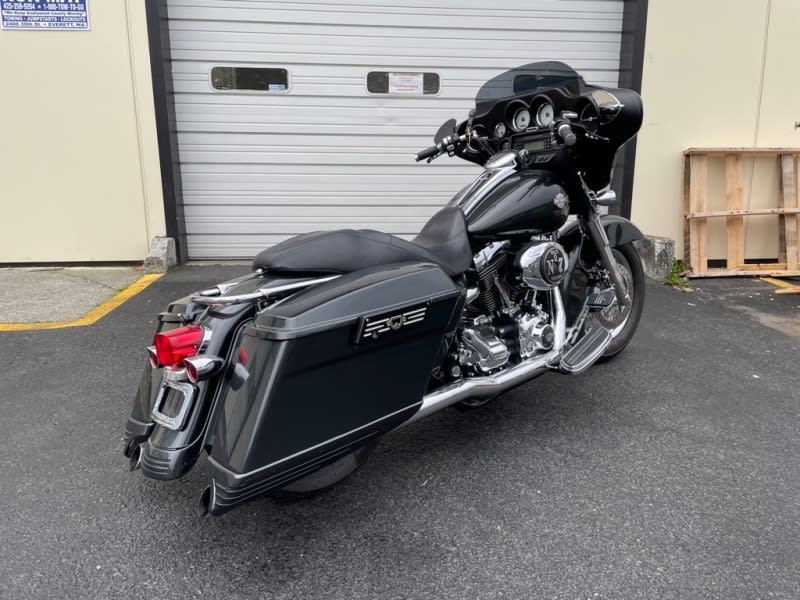 HARLEY-DAVIDSON STREET GLIDE 2008 price $10,995