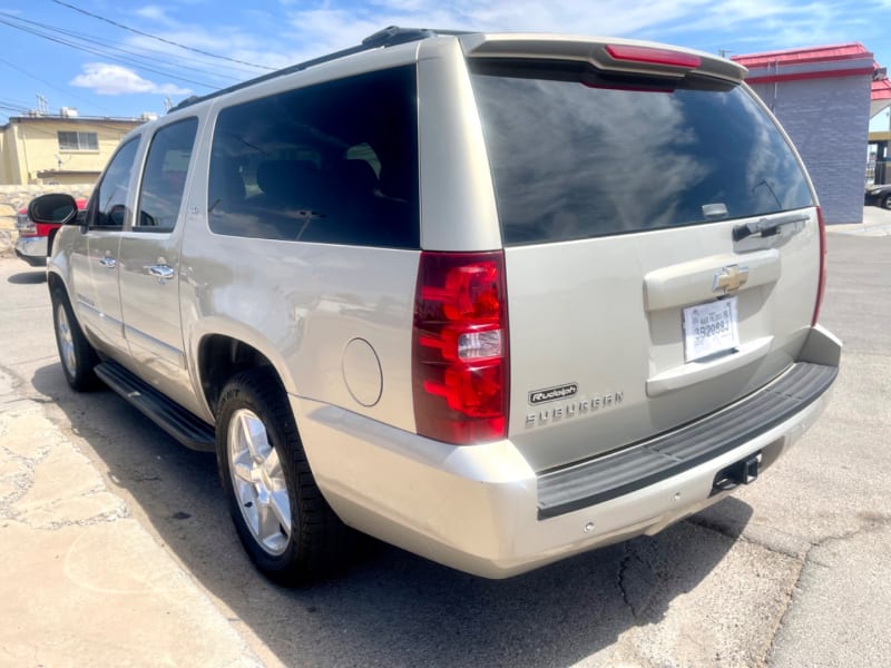 Chevrolet Suburban 2008 price $10,995