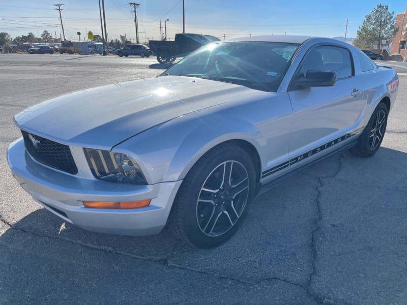 Ford Mustang 2007 price $5,995