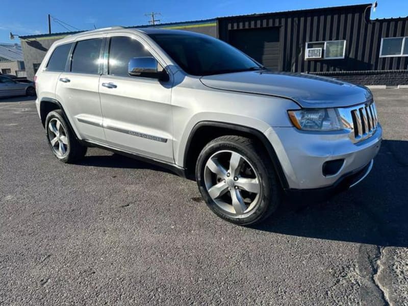 Jeep Grand Cherokee 2011 price $10,260