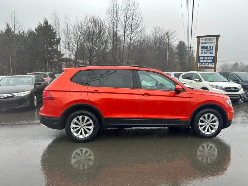 Volkswagen Tiguan 2018 price $18,995