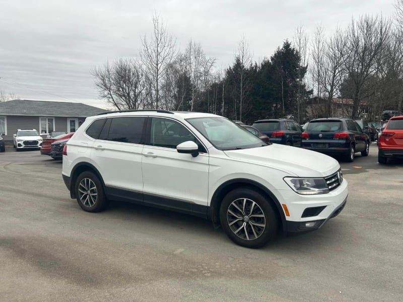 Volkswagen Tiguan 2018 price $19,995