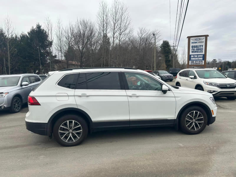 Volkswagen Tiguan 2018 price $19,995