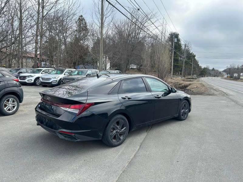 Hyundai Elantra 2021 price $21,995