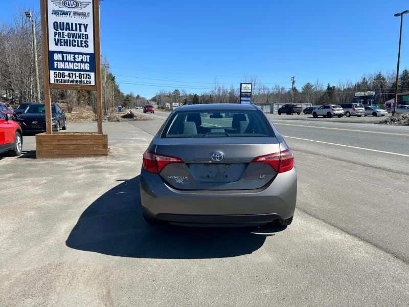 Toyota Corolla 2019 price $18,995