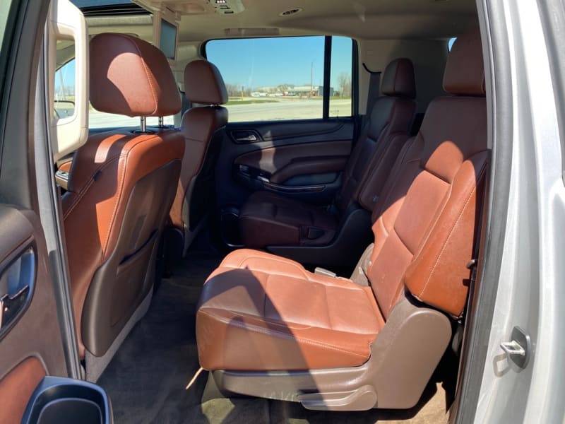 CHEVROLET SUBURBAN 2015 price $14,950