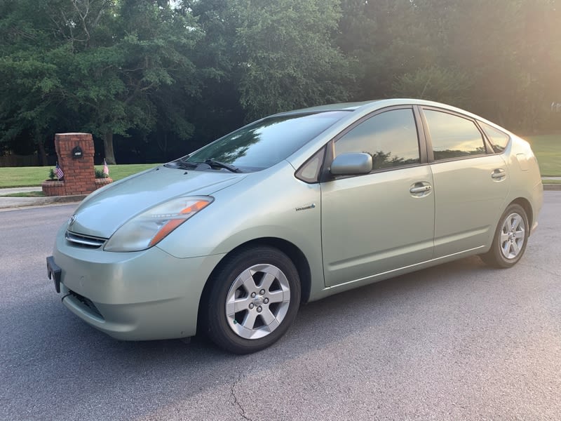 Toyota Prius 2007 price $3,900