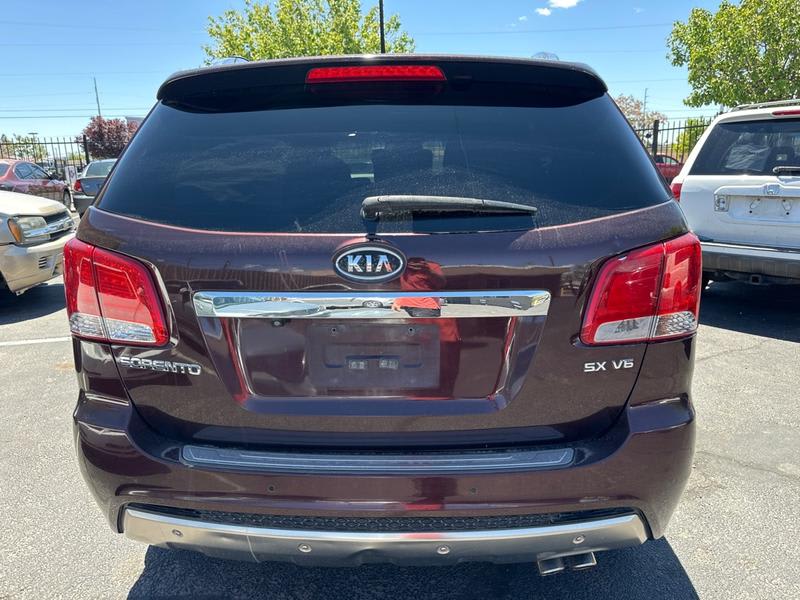 KIA SORENTO 2012 price $3,750