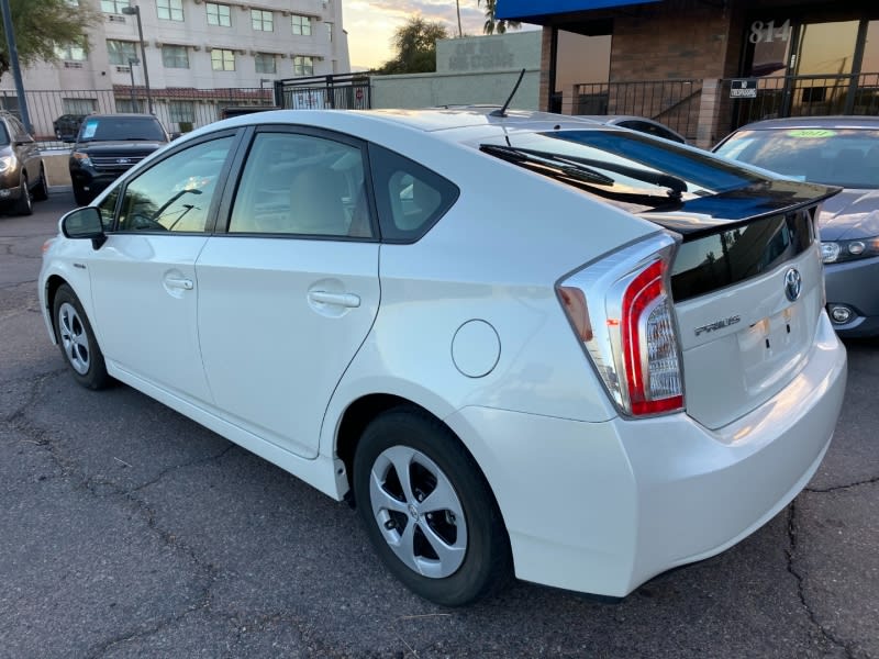 Toyota Prius 2015 price $17,579