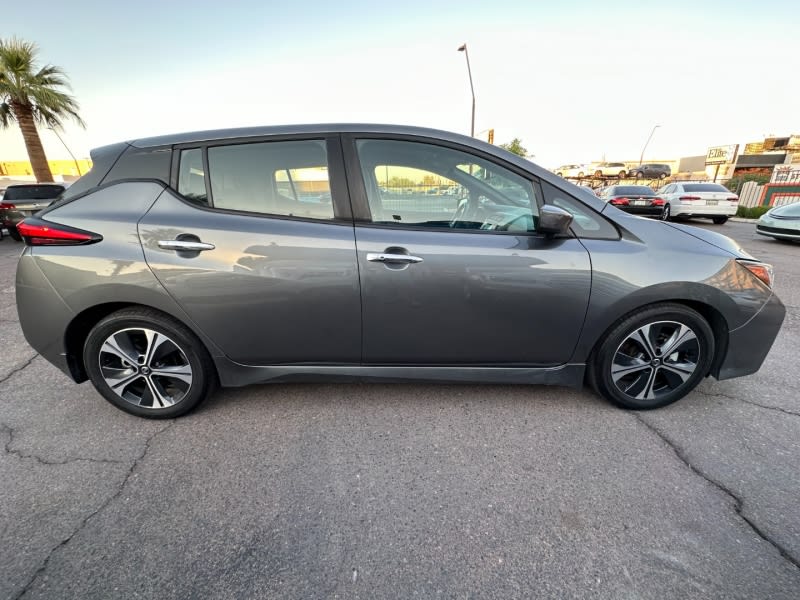 Nissan LEAF 2020 price $17,571