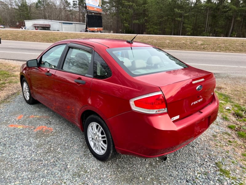 Ford Focus 2009 price $4,595