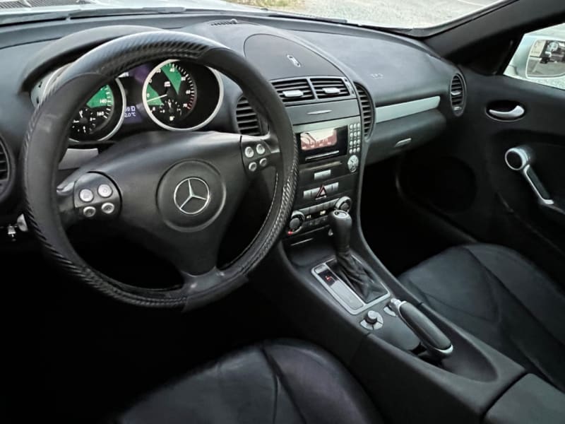 Mercedes-Benz SLK-Class 2005 price $8,900