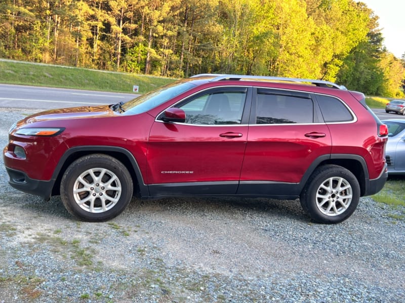 Jeep Cherokee 2014 price $9,400