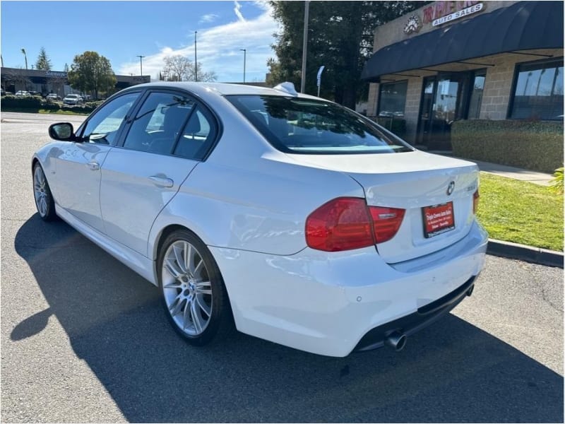 BMW 3 Series 2010 price $9,995