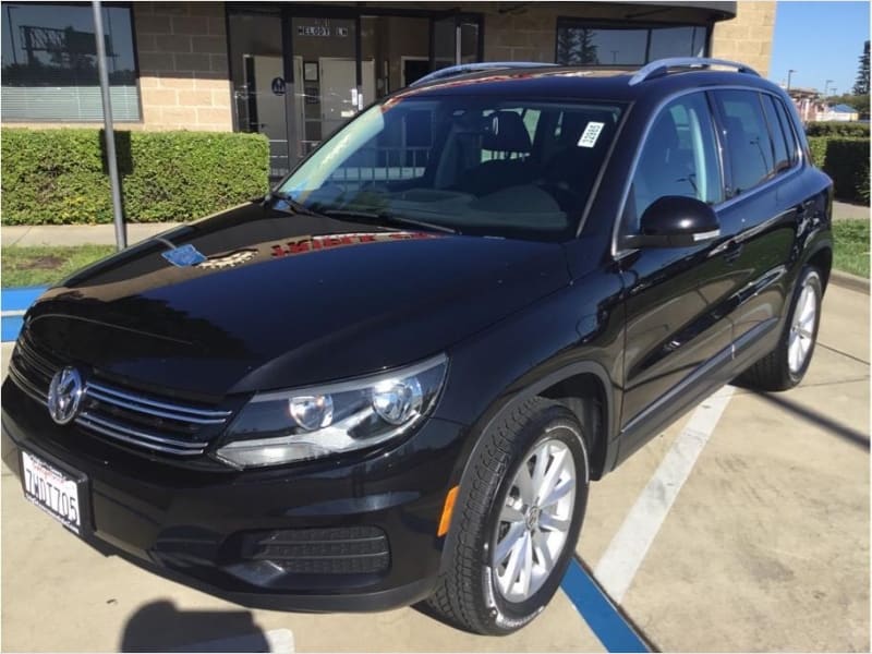 Volkswagen Tiguan 2017 price $13,995