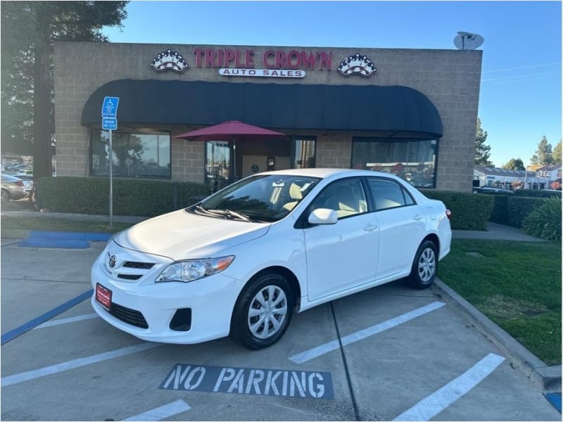 Toyota Corolla 2011 price $11,995