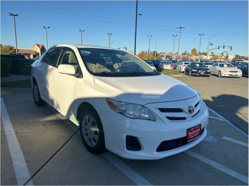 Toyota Corolla 2011 price $11,995