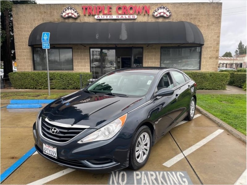 Hyundai Sonata 2011 price $9,995