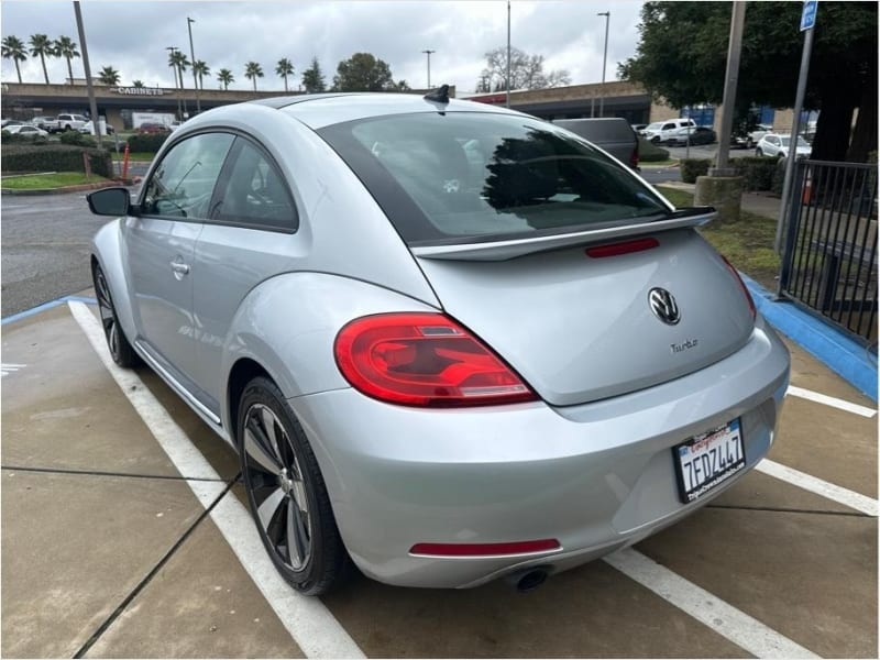 Volkswagen Beetle 2013 price $9,995