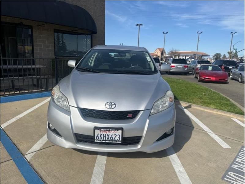 Toyota Matrix 2010 price $10,995