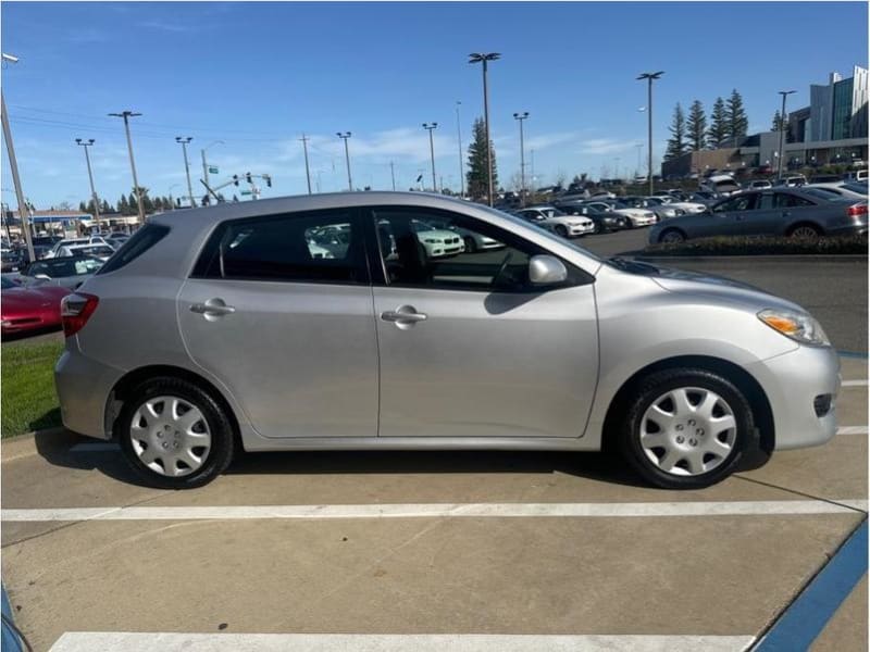 Toyota Matrix 2010 price $10,995