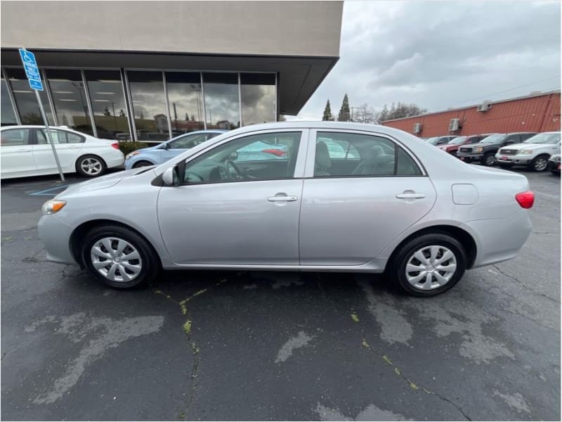 Toyota Corolla 2010 price $10,995